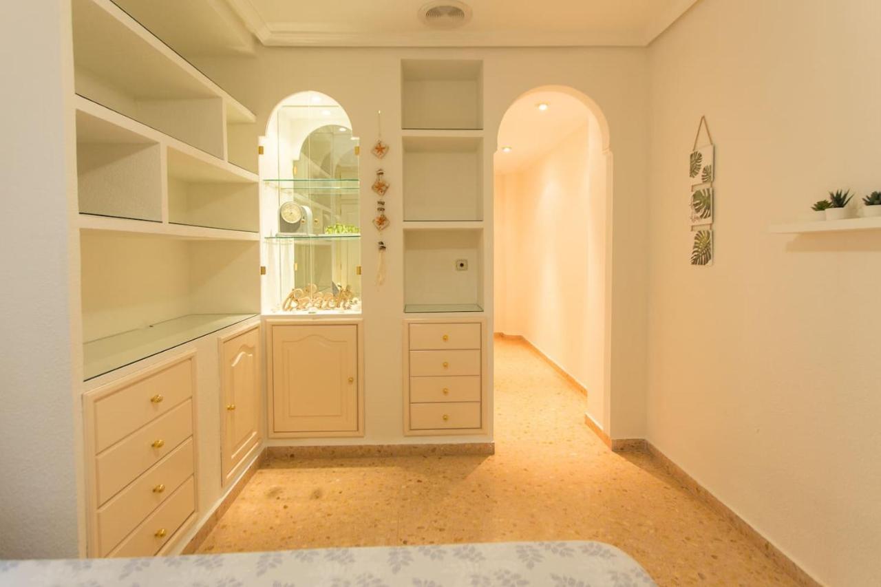 Nice Apartment Close To Mercado Central Alicante Exterior photo